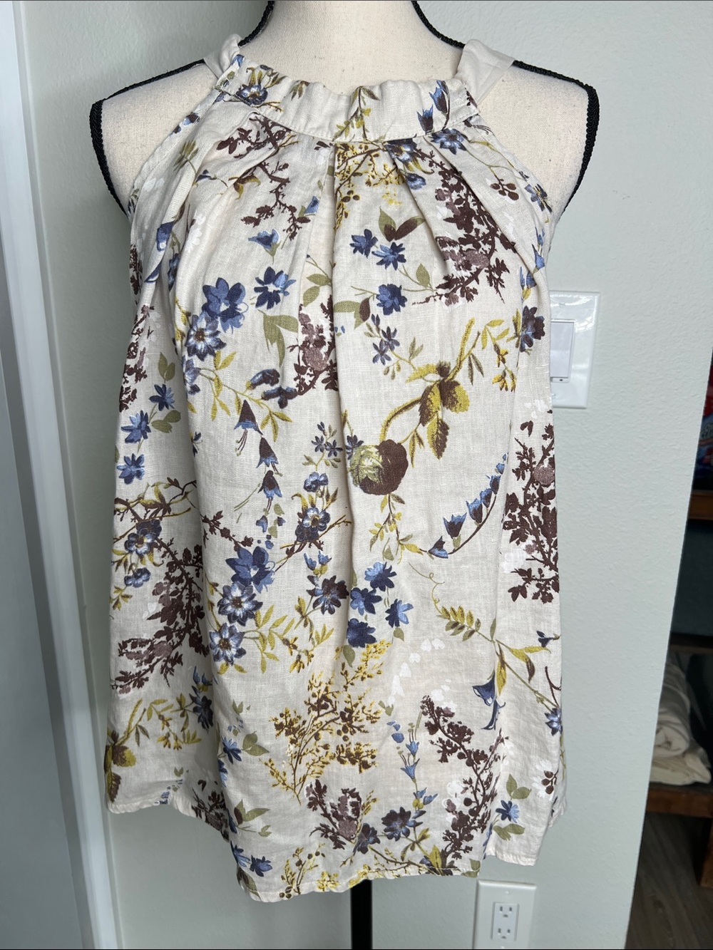 NWOT Bellambia Italy Linen Flowy Top Small